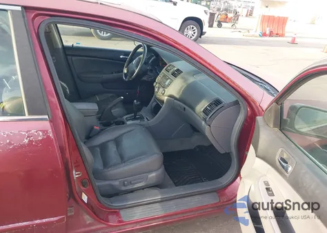 2005 Honda Accord 3.0 Ex z USA, uszkodzony, nr VIN 1HGCM66545A032752